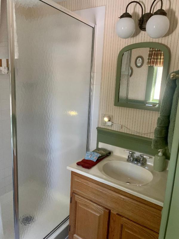 Standard King Room image 1