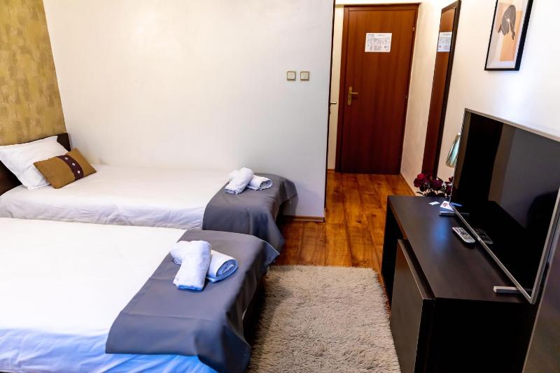 Velinov Boutique Hotel - image 6