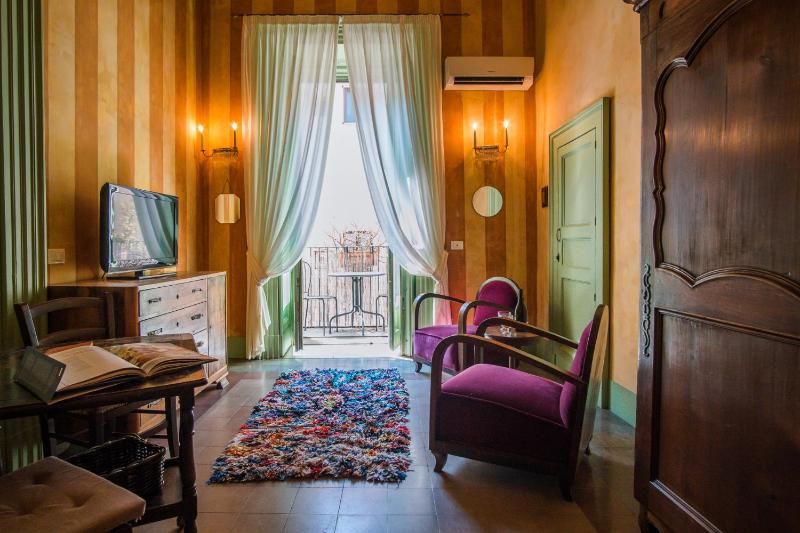 One-Bedroom Apartment - Split Level Terra  image 3