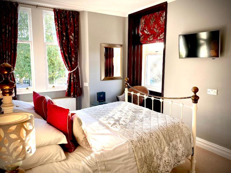 Standard Double Room image 1