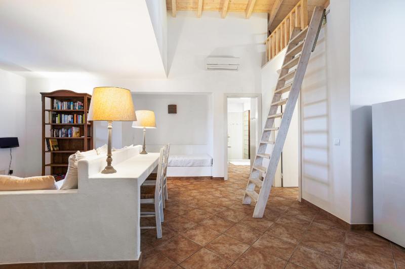 Family Room with Sea View image 4