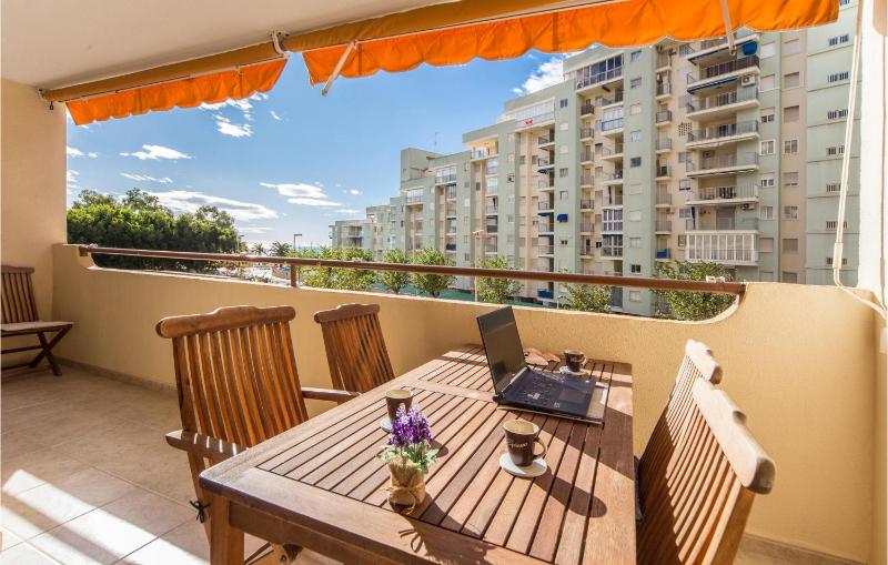 2 Bedroom Awesome Apartment In Oropesa Del Mar - image 1