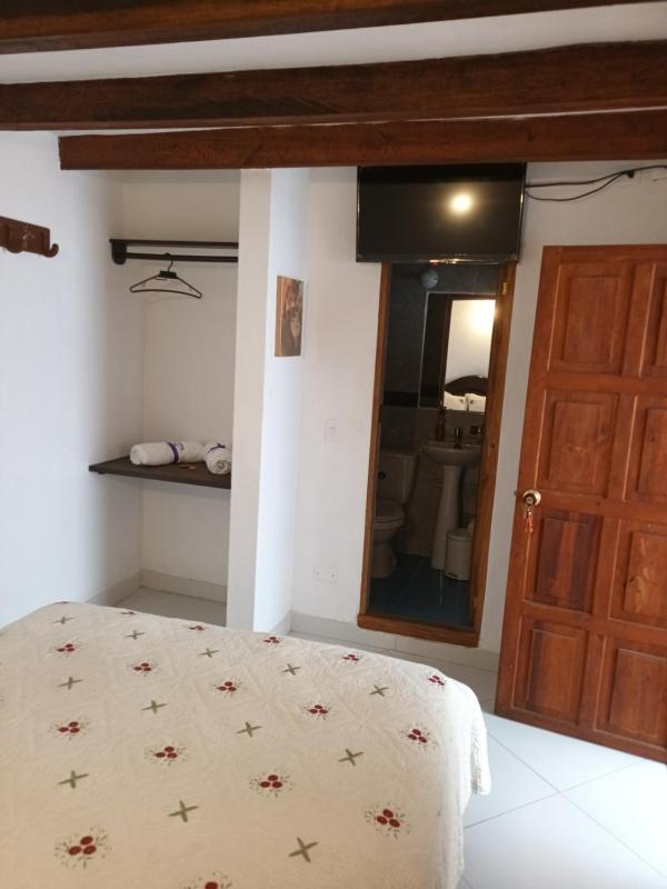 Cemandy Hostal - image 42