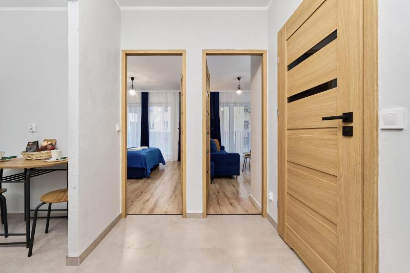 Nowa Manufaktura Apartment Wrocław Krzyki by Noclegi Renters - image 4