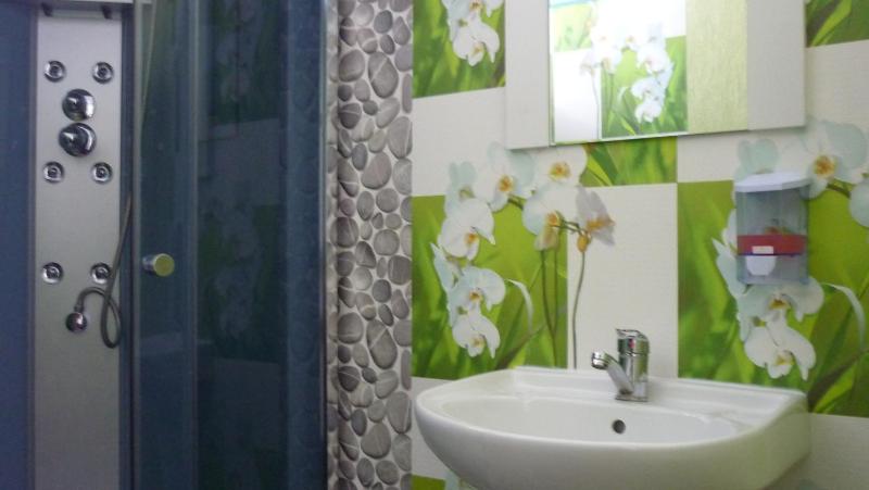 Double Room with Private Bathroom image 3