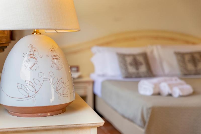 Junior Suite (2 Adults + 2 Children) image 1