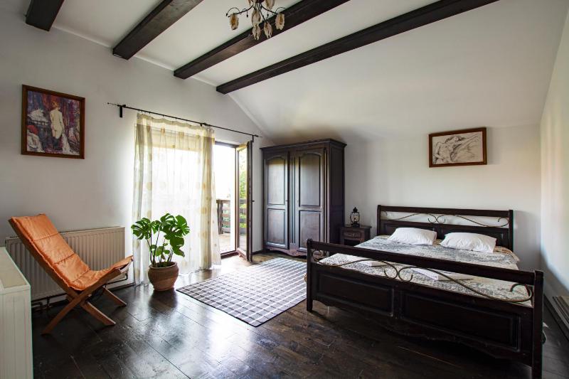 Double Room image 3