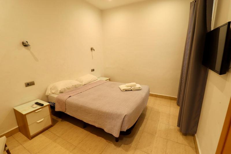 Double Room image 1