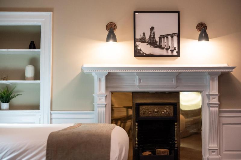 Family Room (2 Adults + 2 Children) with River View image 2