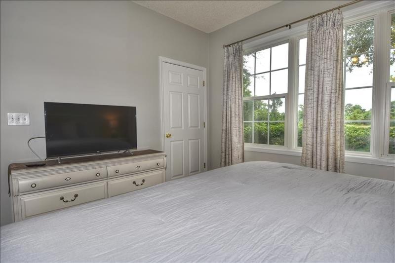 1212 The Havens Condo - image 5