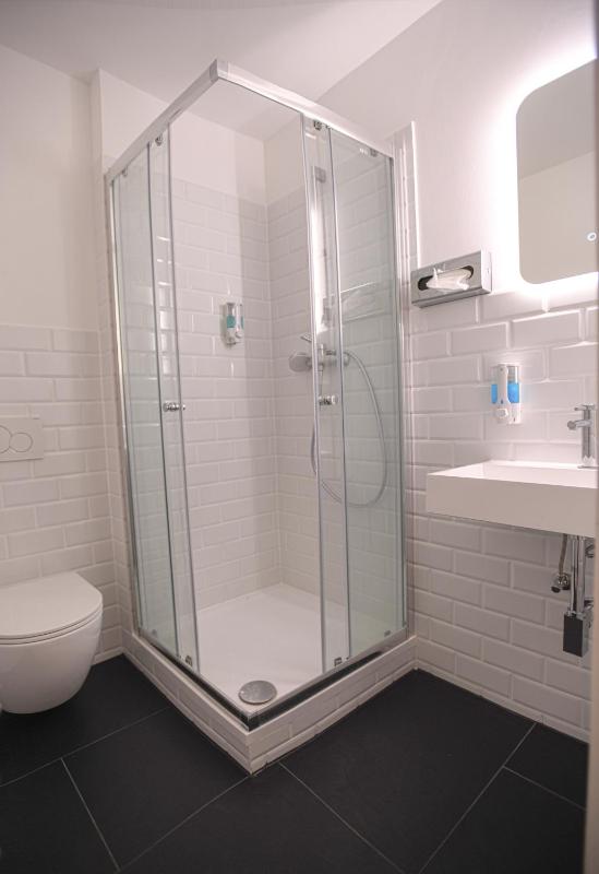 Triple Room image 3