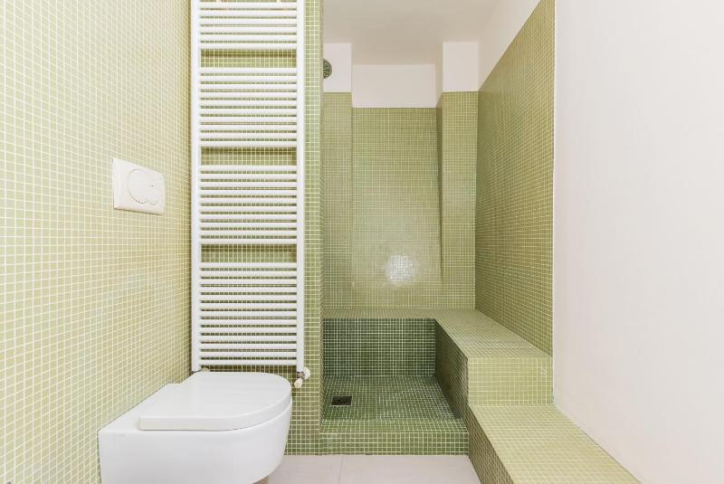 Two-Bedroom Apartment - Via Casale 5 image 2