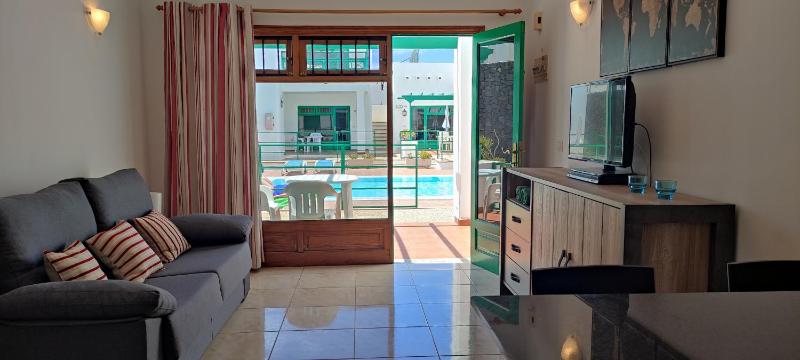 Apartment with Pool View  image 4