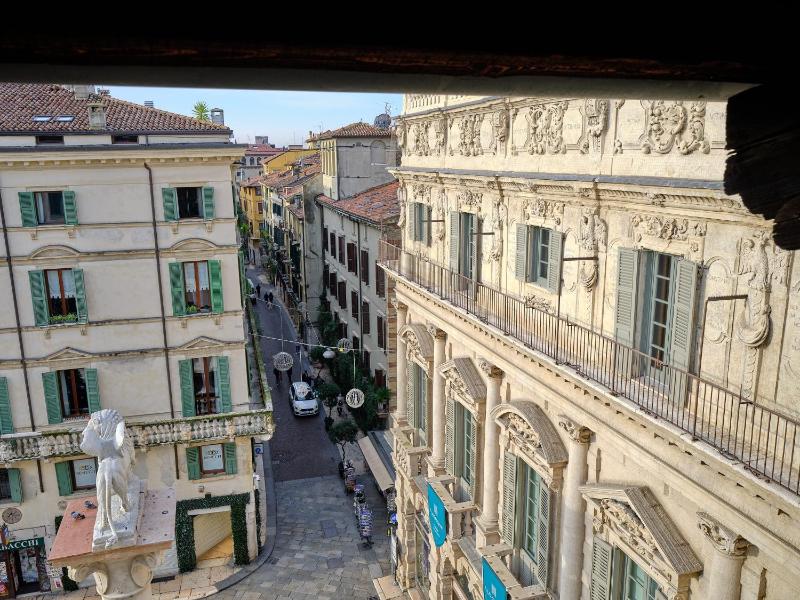 ApartmentsArena - Residenza Degli Scaligeri - Piazza Erbe - image 6