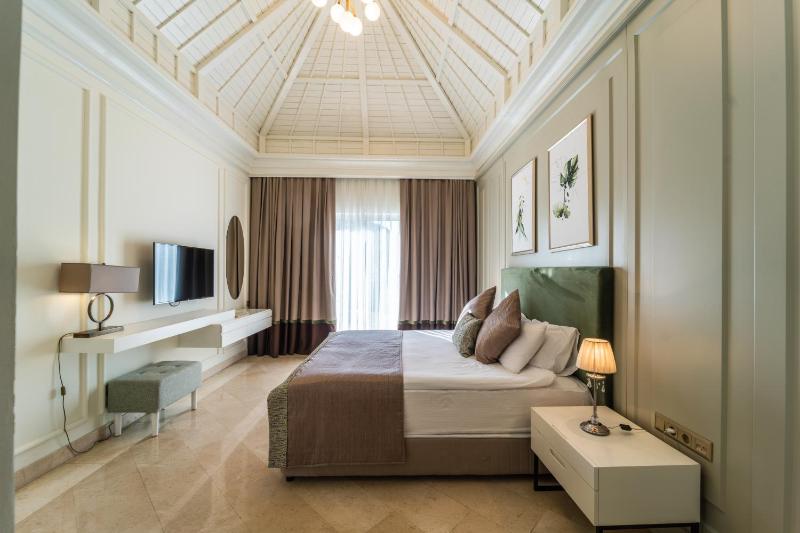 Bali Villa with Private Pool (3 Adults + 2 Children) image 3