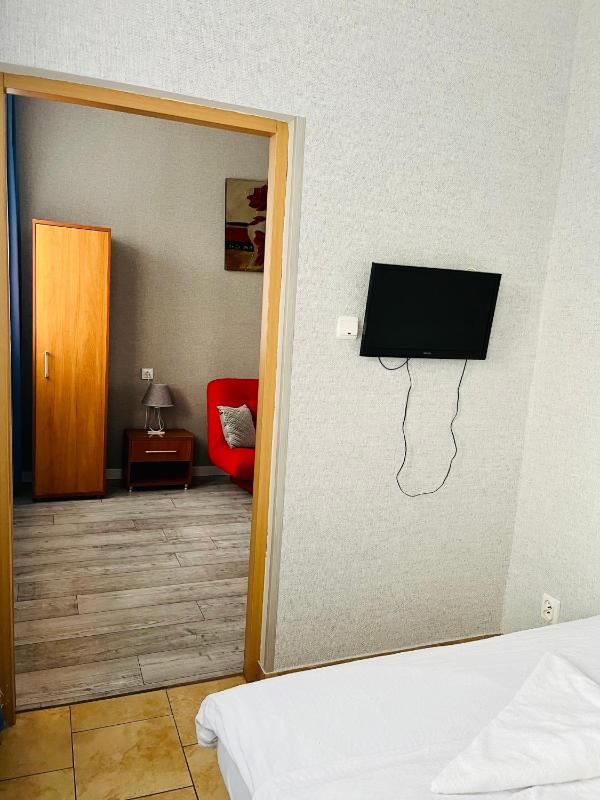 Apartment image 2