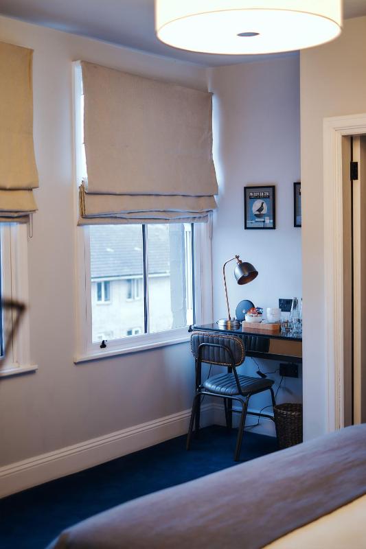 Superior Double Room image 2