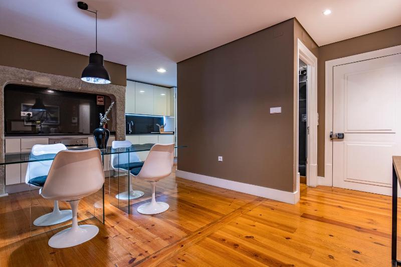 Charming & Cosy Apartment - image 11