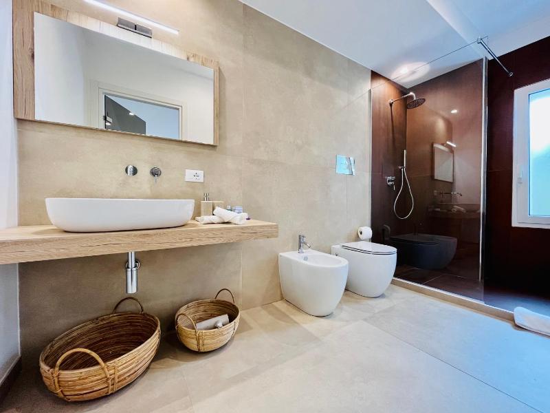 Curina Luxury Villa - Panoramic Pool Villa near Scopello - image 10
