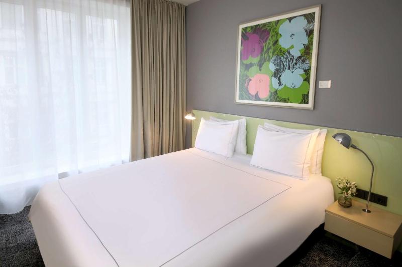 Superior Double Room image 1