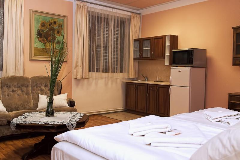 Suite image 3