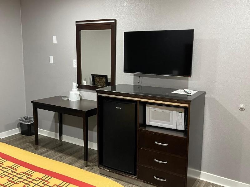 King Room - Non-Smoking image 1