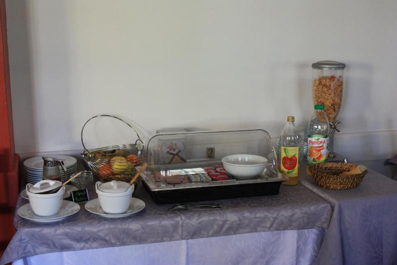 Logis Hotel Restaurant Le Flamant Rose camargue - image 2