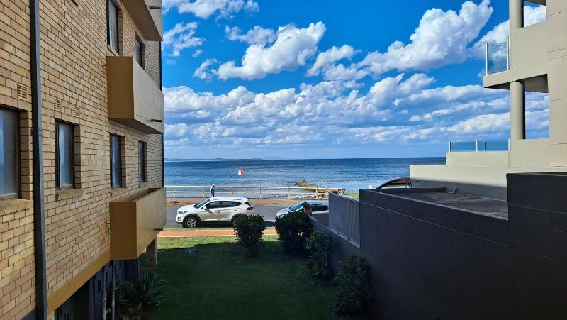 Hibiscus Court 1 Forster Main Beach Images