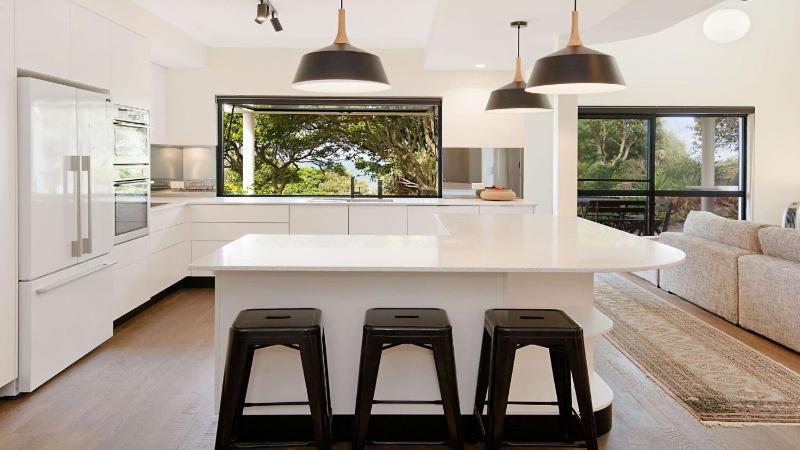 Seabreezes & Ocean Views - image 4