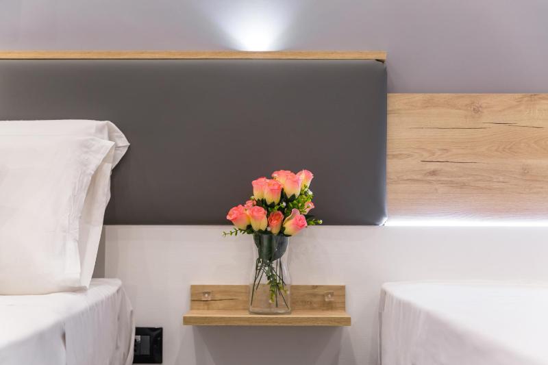 Superior Triple Room image 2