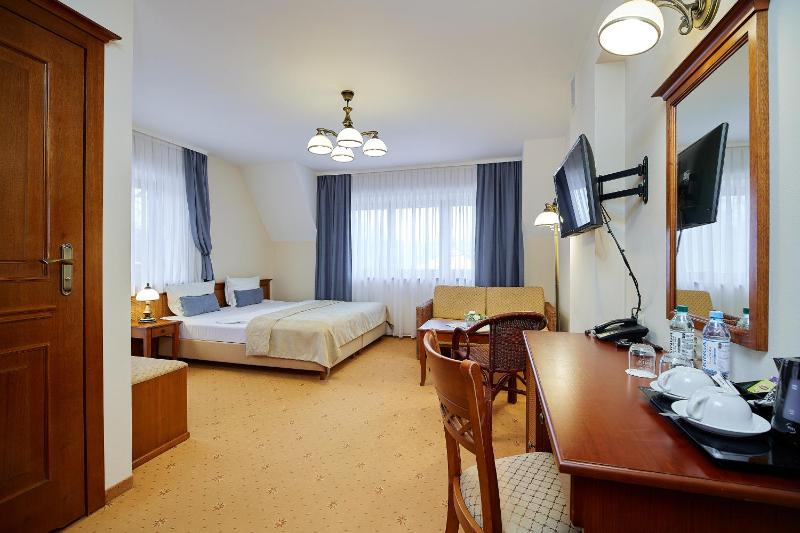 Deluxe Double Room image 3