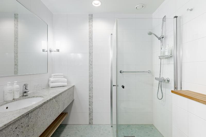 Superior Triple Room image 2