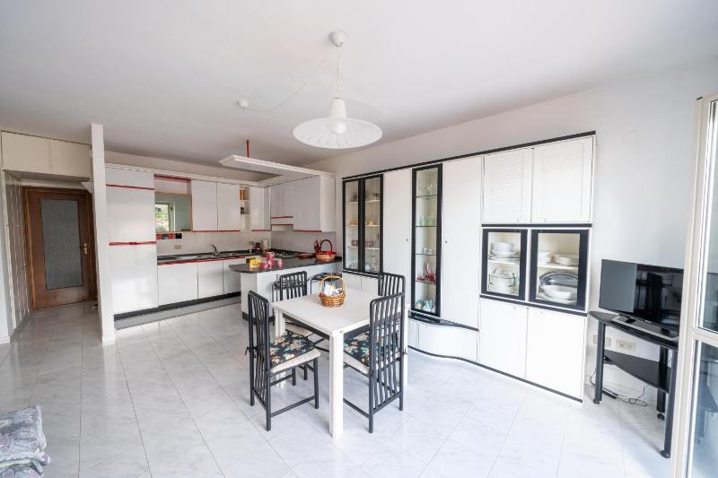 Mare e Monti apartment - image 12