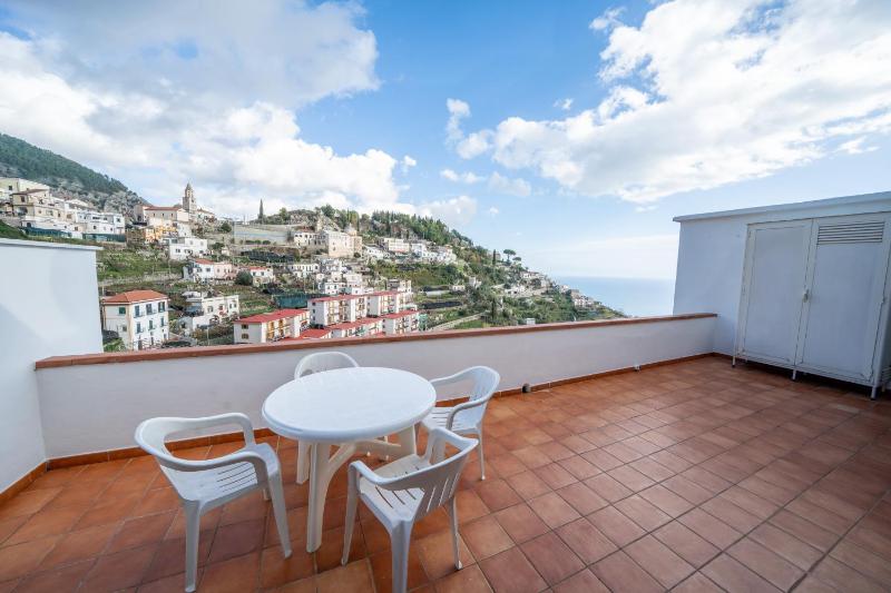 Mare e Monti apartment - image 1