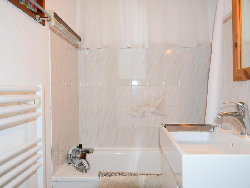 Apartment (6 Adults) image 4