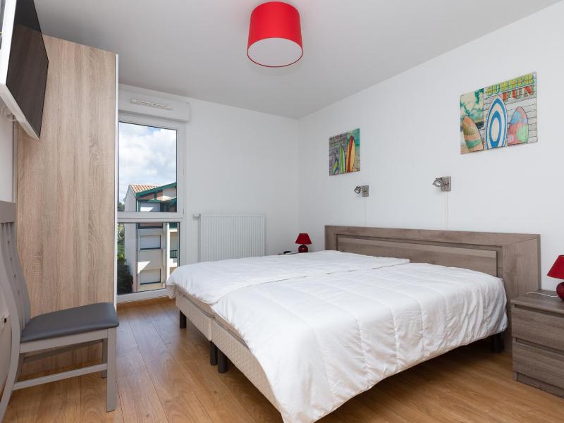 Superbe appartement neuf à deux pas de la plage avec balcon et parking privé à Capbreton - FR-1-239-387 - image 3
