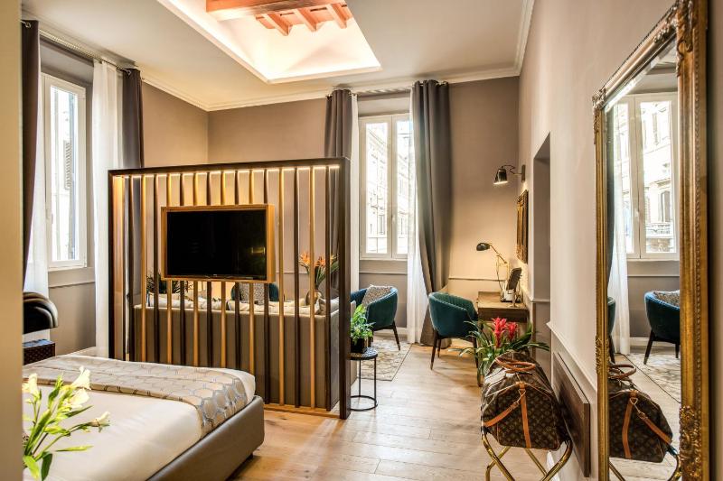 Executive Suite image 3