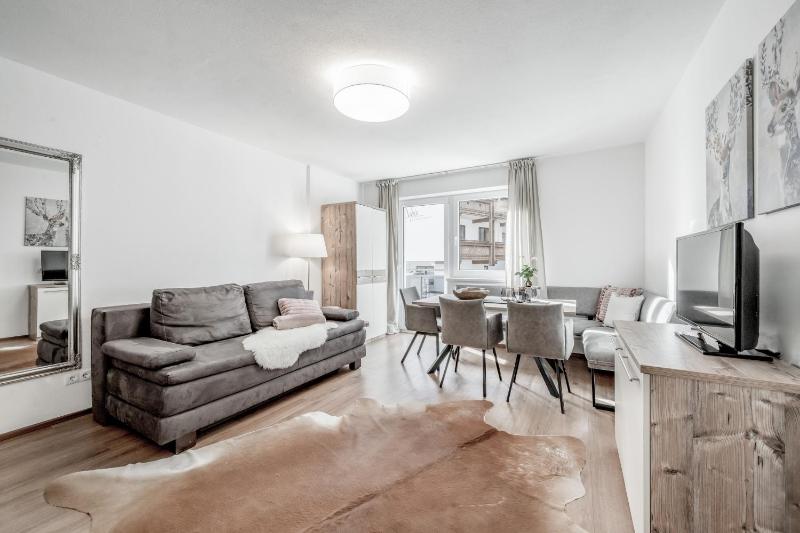 Superior Two-Bedroom Apartment with Balcony and Terrace image 4