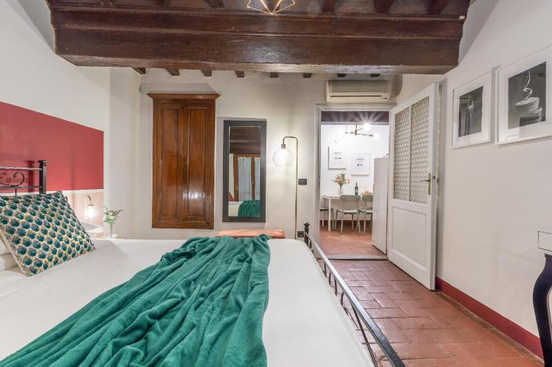 Wine Apartments Florence Ciliegiolo - image 13