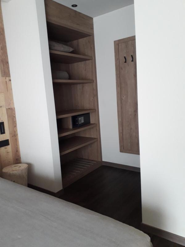 Junior Suite with Balcony image 3