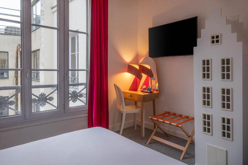 Classic Room image 3