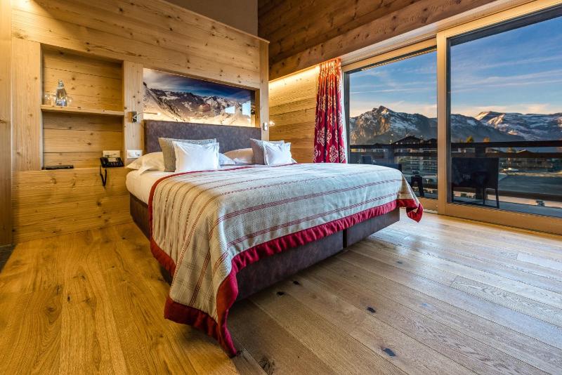 Superior Double Room image 1