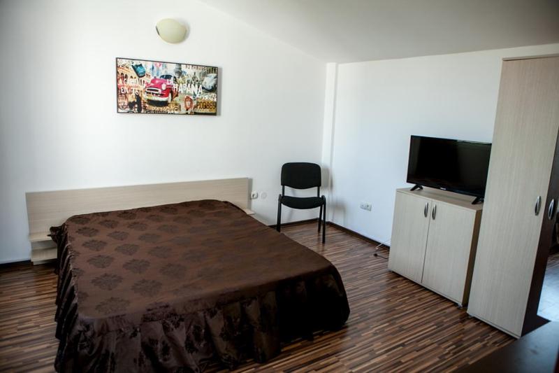 Hotel Allegro - image 15