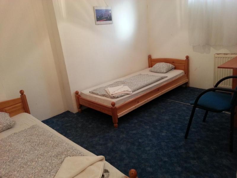 Economy Double Room - Basement image 3