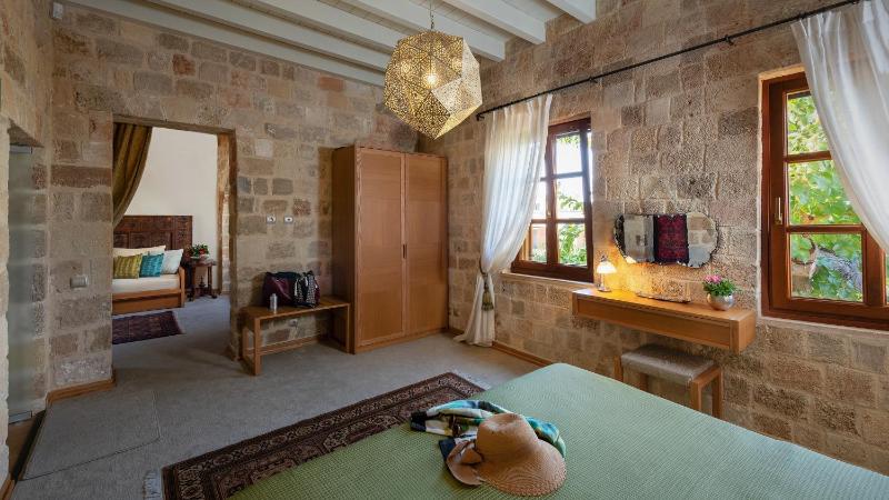 Premium Suite - Katina image 4