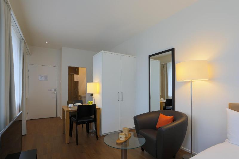 Guggach Apartôtel - image 6