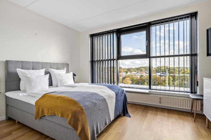 Apartment image 2