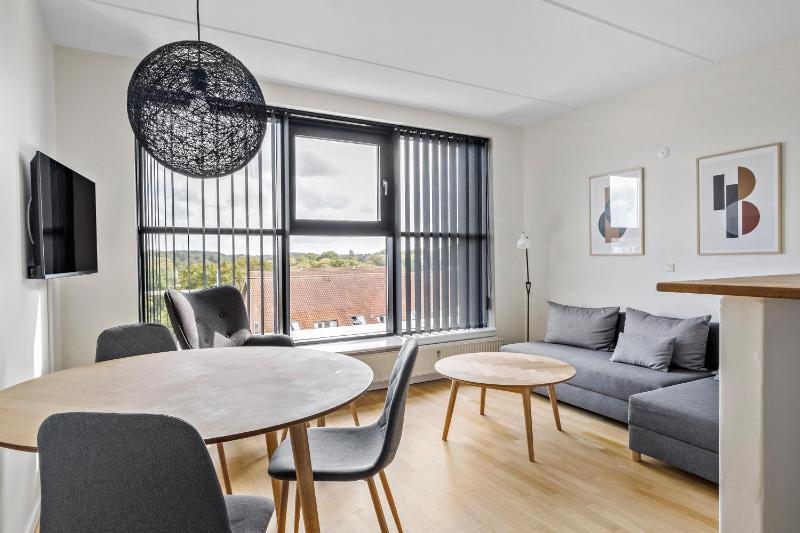 Apartment image 3