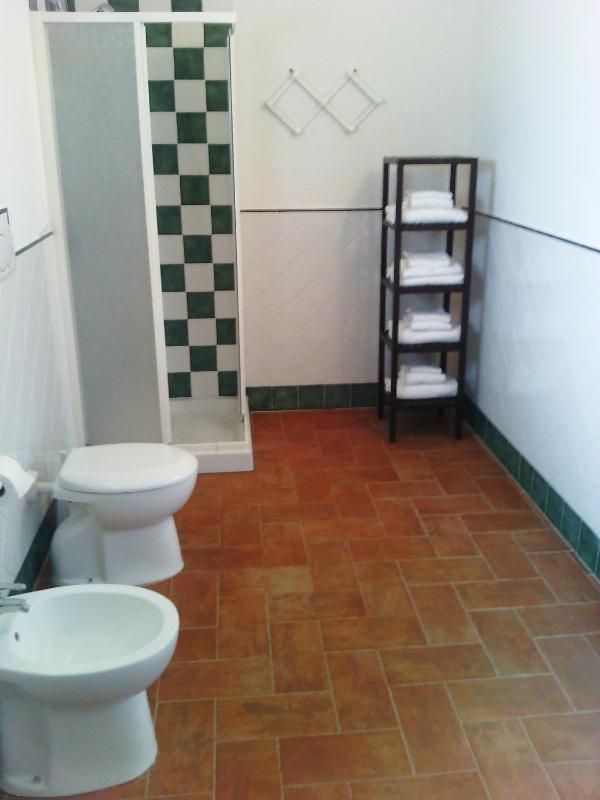 Quadruple Room image 3