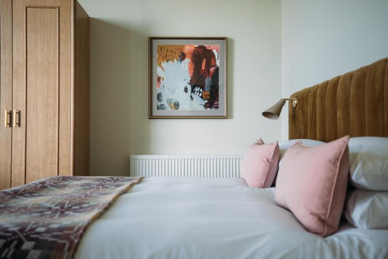 Inland Double Room image 3